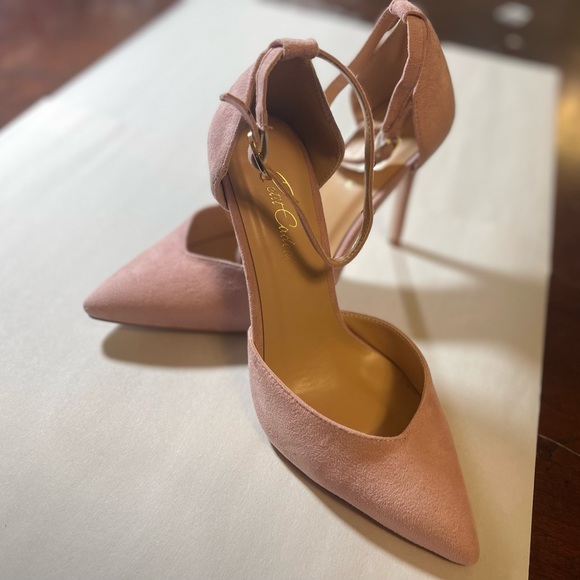 Petit Cadeau Carolyn - 4" High Heels with Ankle Strap. Pink Suede, Size 6 - Picture 4 of 4